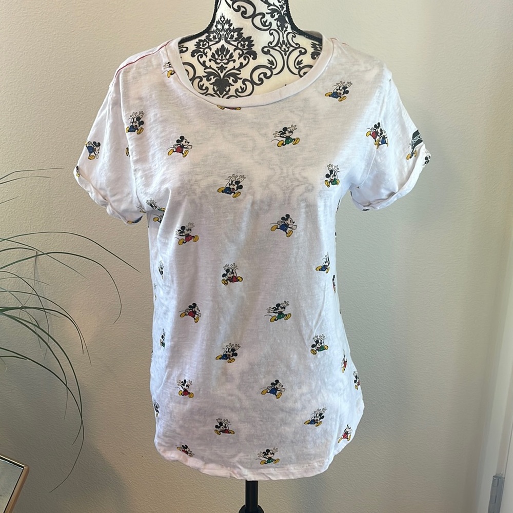 Dineyland Parks Mickey Mouse Top